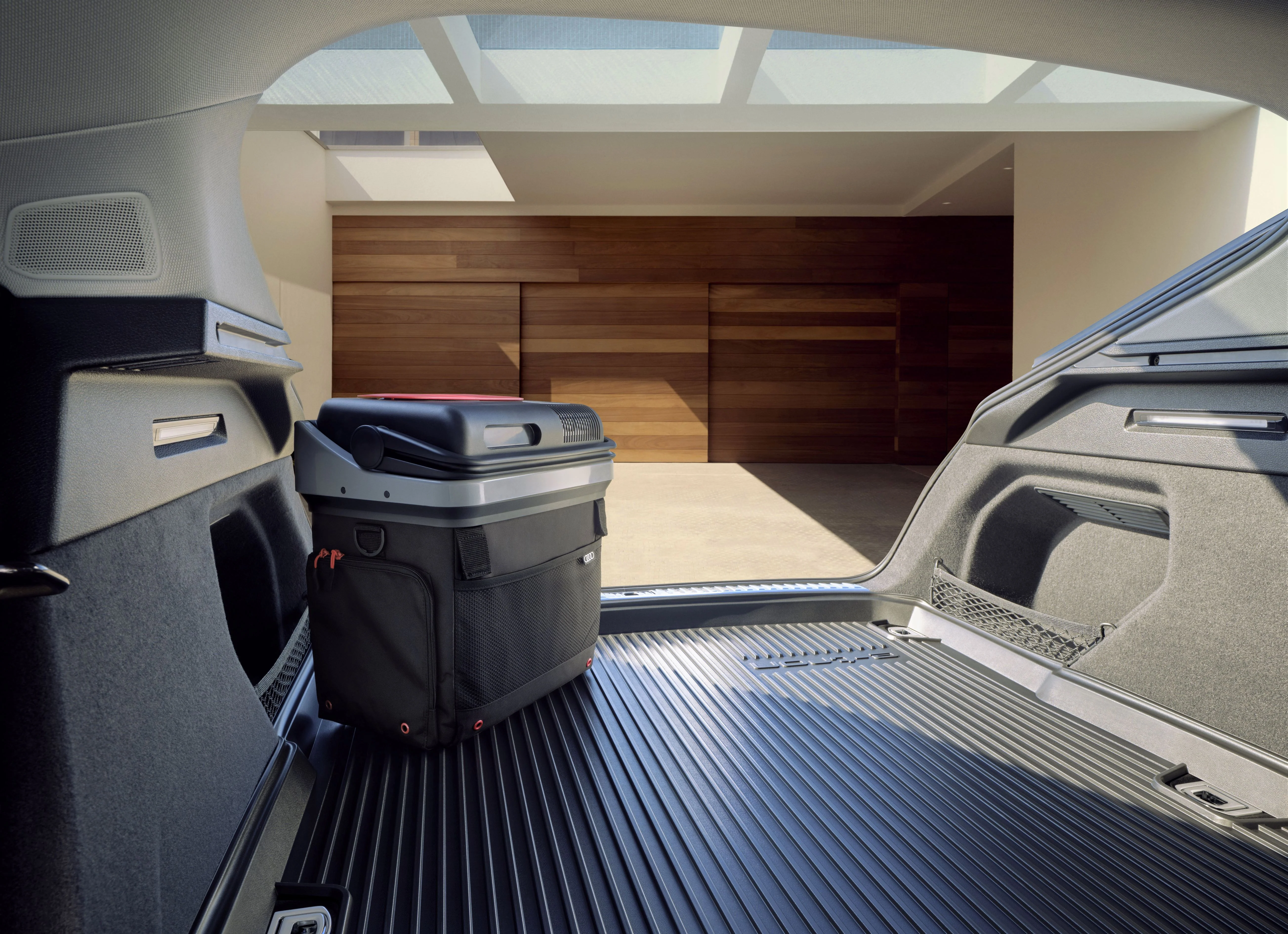 Audi Cool and hot box - Image 4