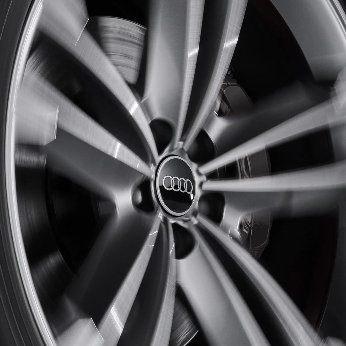 Audi dynamic centre caps