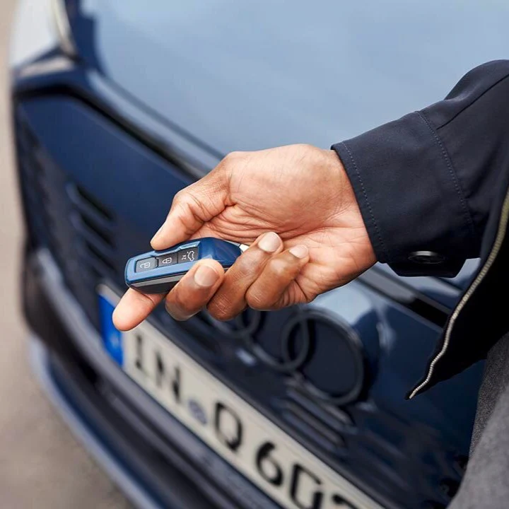 Key cover. Ascari blue. Q5 | Q6 | A5 - Image 2