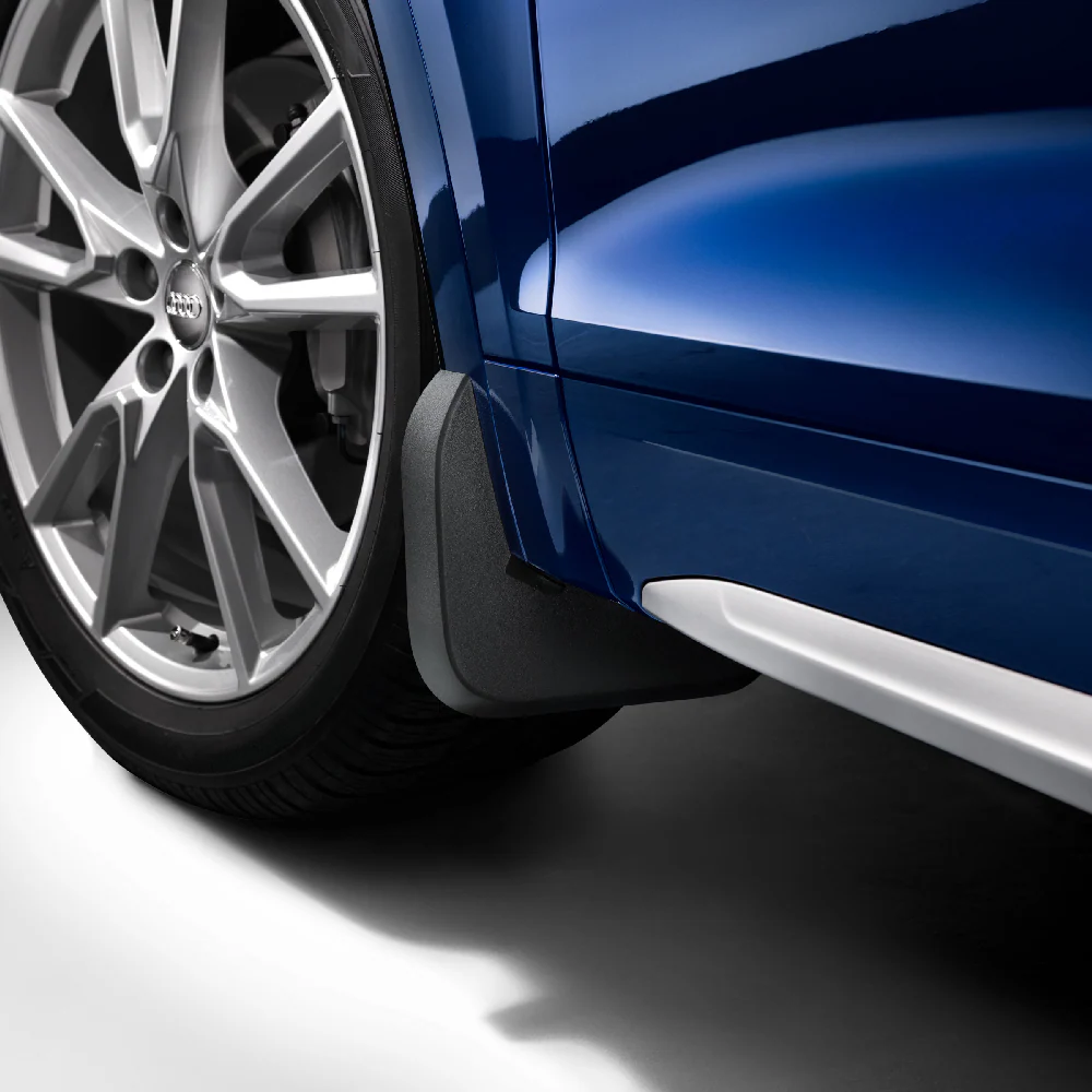 Mud flaps. Front Q5